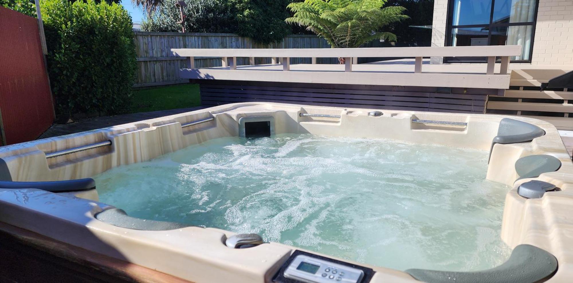 Ferienhaus Spa, & *